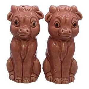Salt and Pepper Shakers Vintage Kitchy Pair of Bulls Cows 4"